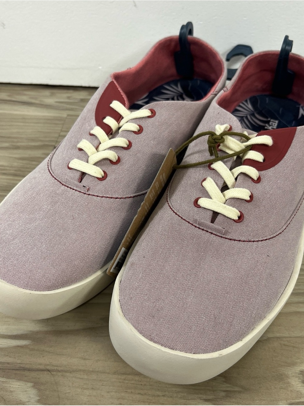 Olukai Tradewind Shoes Casual Boat Beach Red / Lava Men's Size 11 NWT